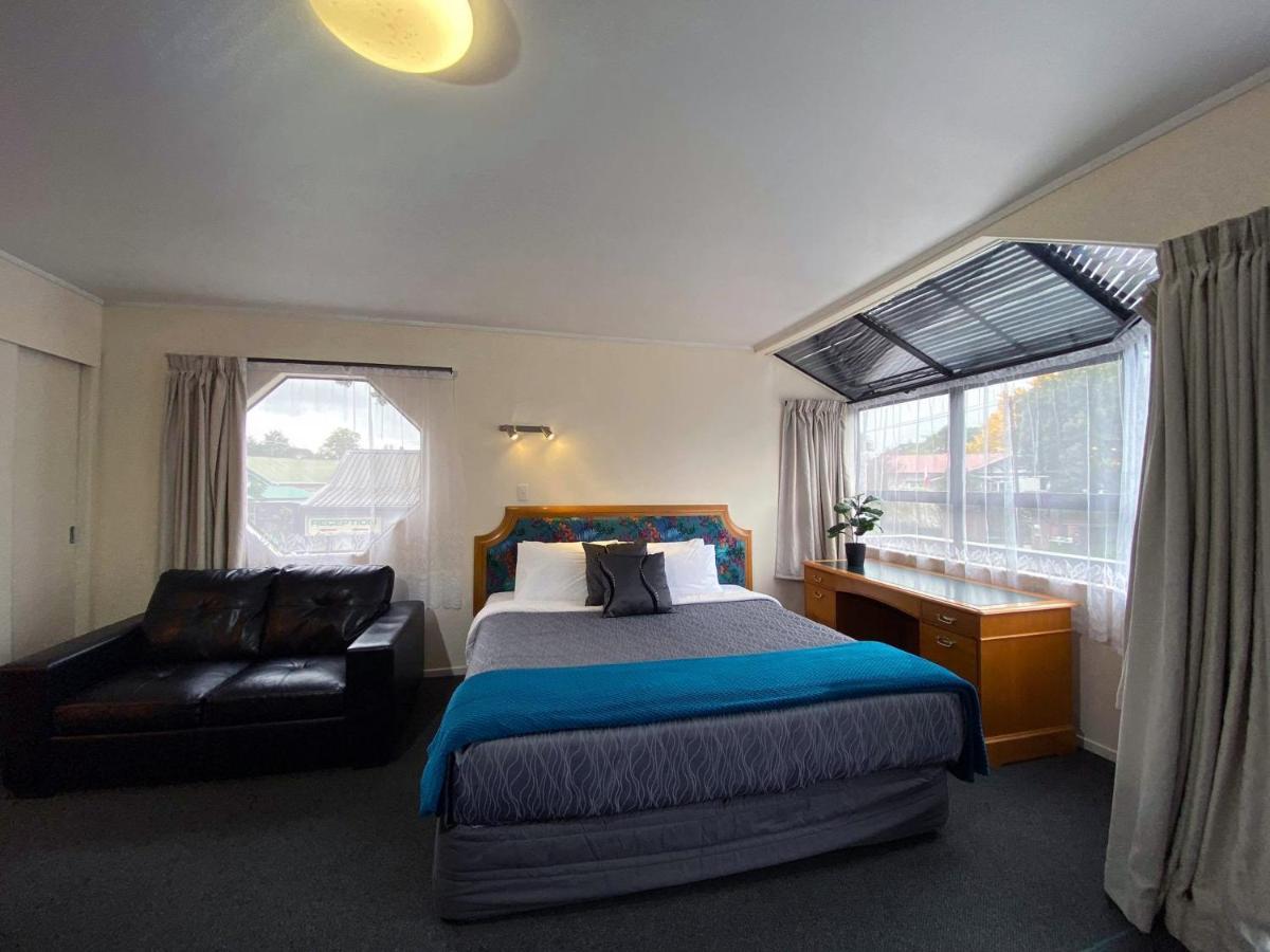 เพมบรู๊ค มอเตอร์ ลอดจ์ Motel วานกาไร ภายนอก รูปภาพ