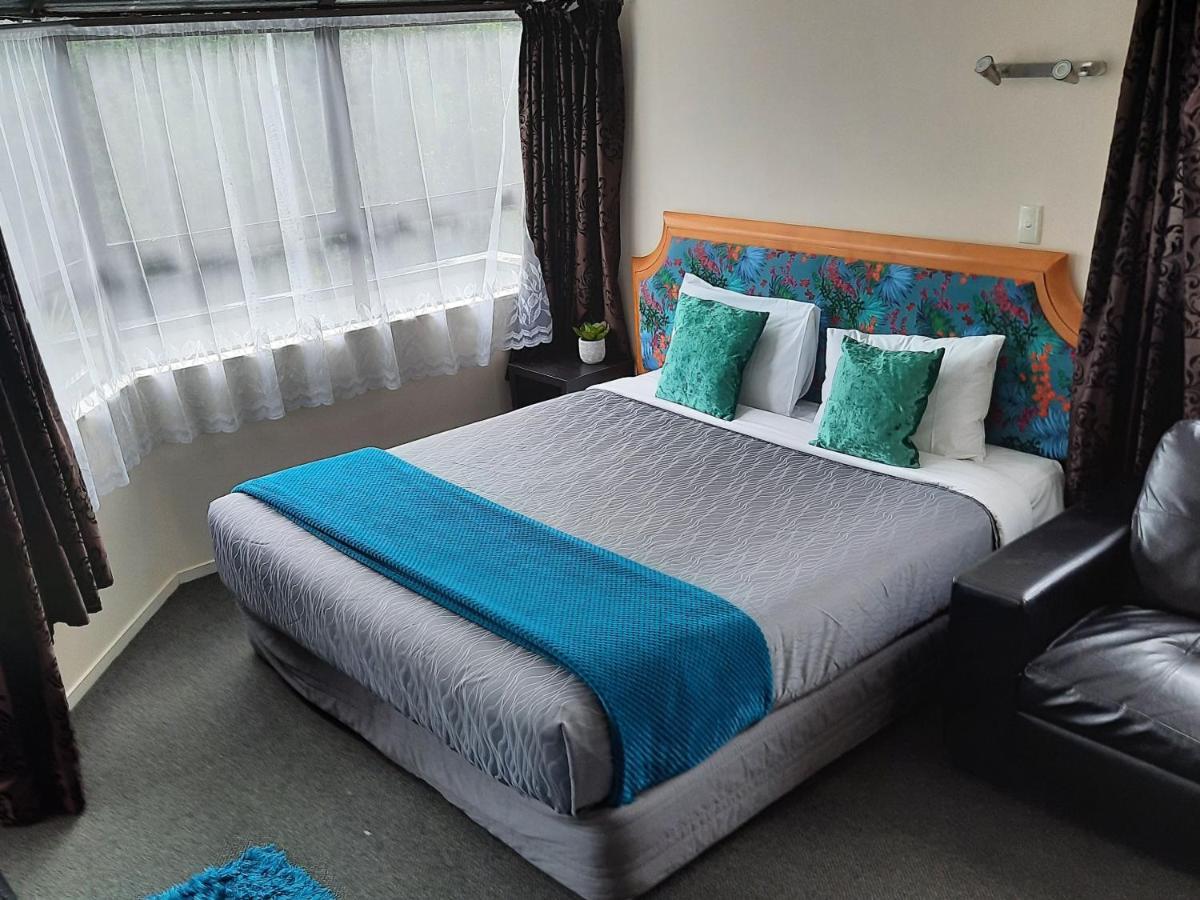 เพมบรู๊ค มอเตอร์ ลอดจ์ Motel วานกาไร ภายนอก รูปภาพ