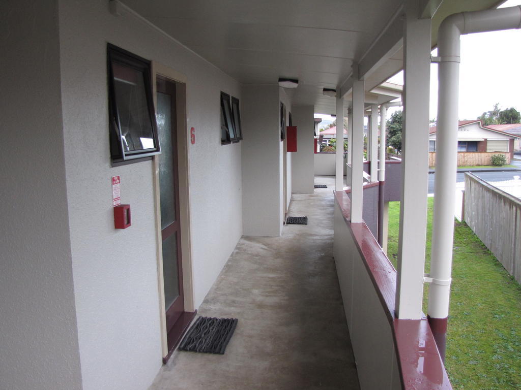 เพมบรู๊ค มอเตอร์ ลอดจ์ Motel วานกาไร ภายนอก รูปภาพ